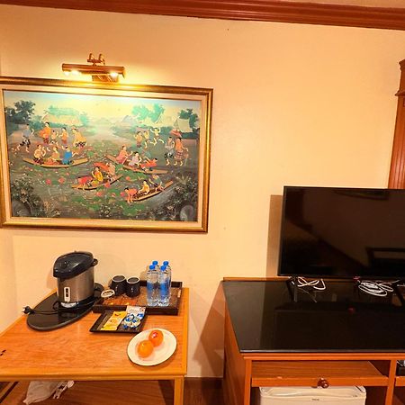 Taksilahotel Mahaszarakham Kültér fotó