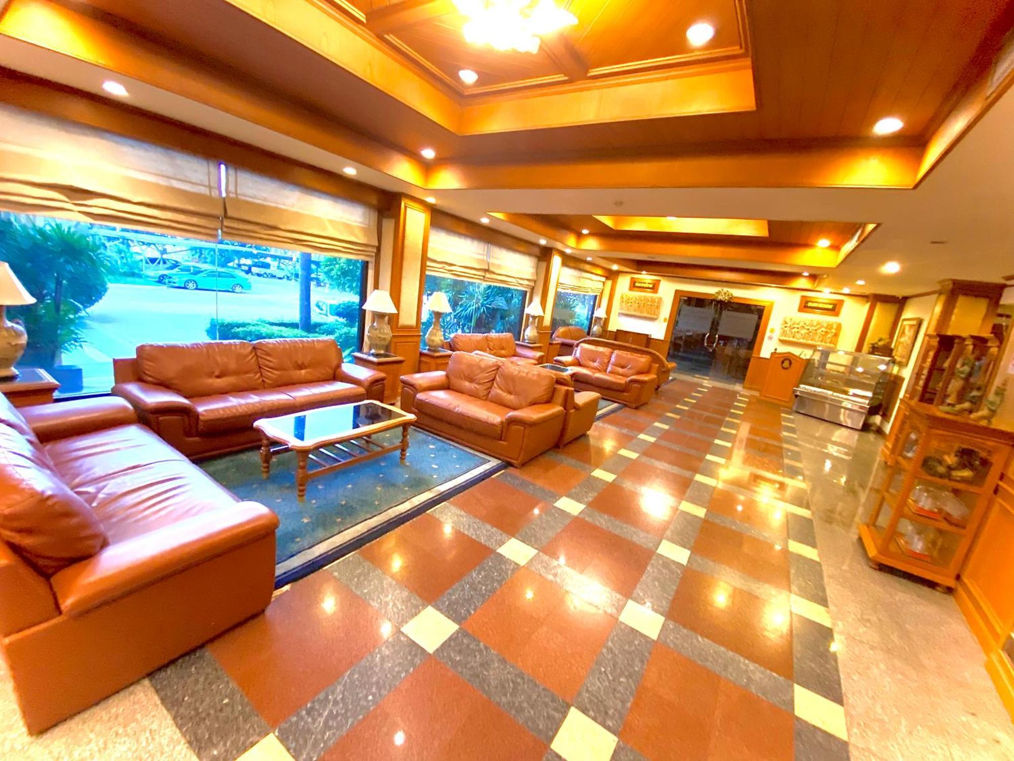 Taksilahotel Mahaszarakham Kültér fotó
