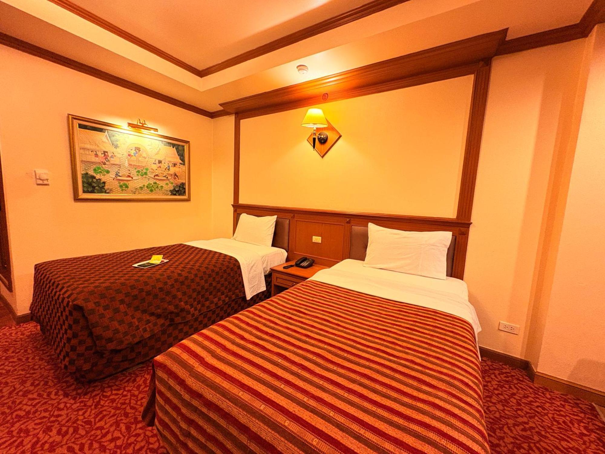 Taksilahotel Mahaszarakham Kültér fotó