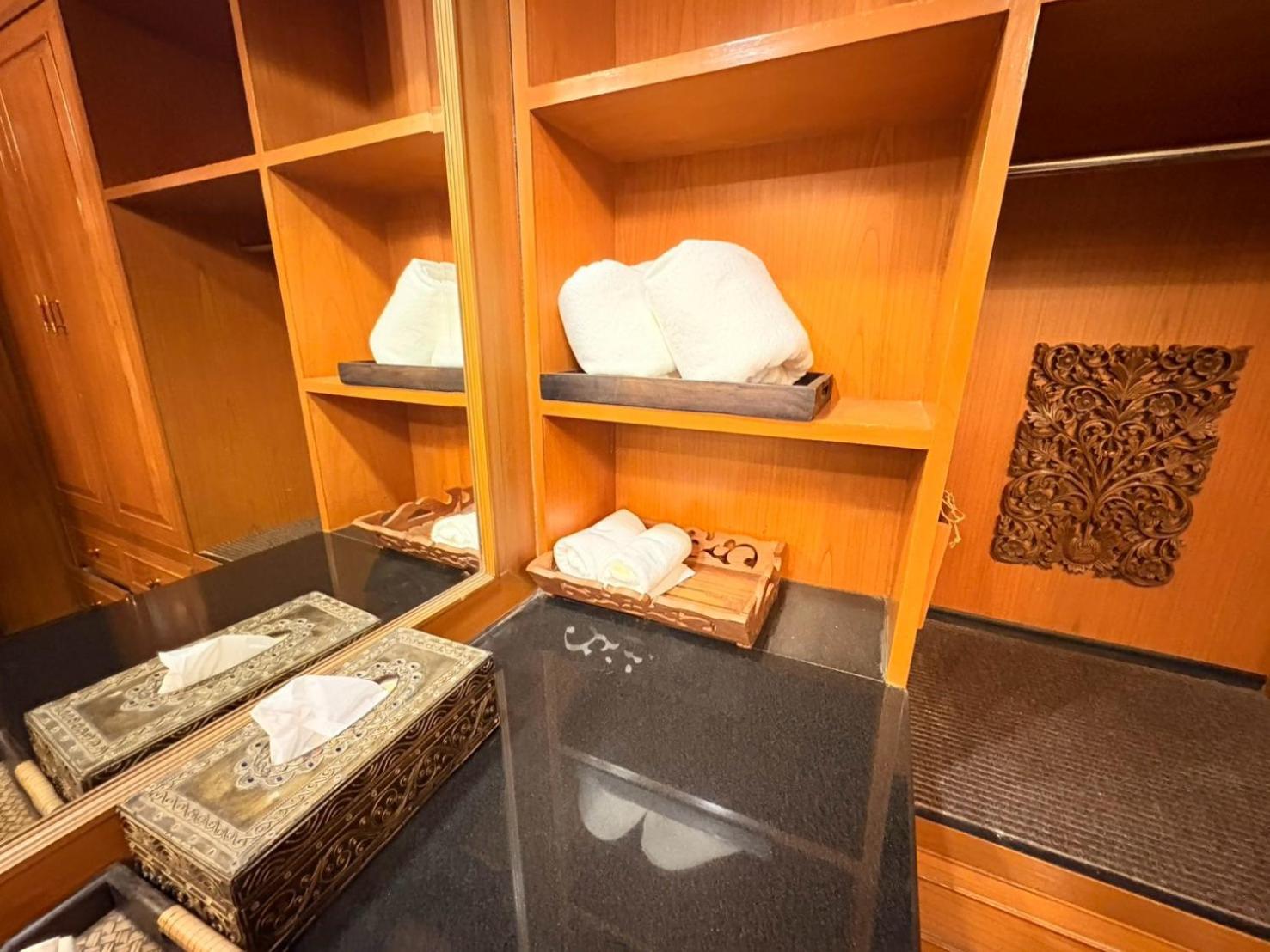 Taksilahotel Mahaszarakham Kültér fotó