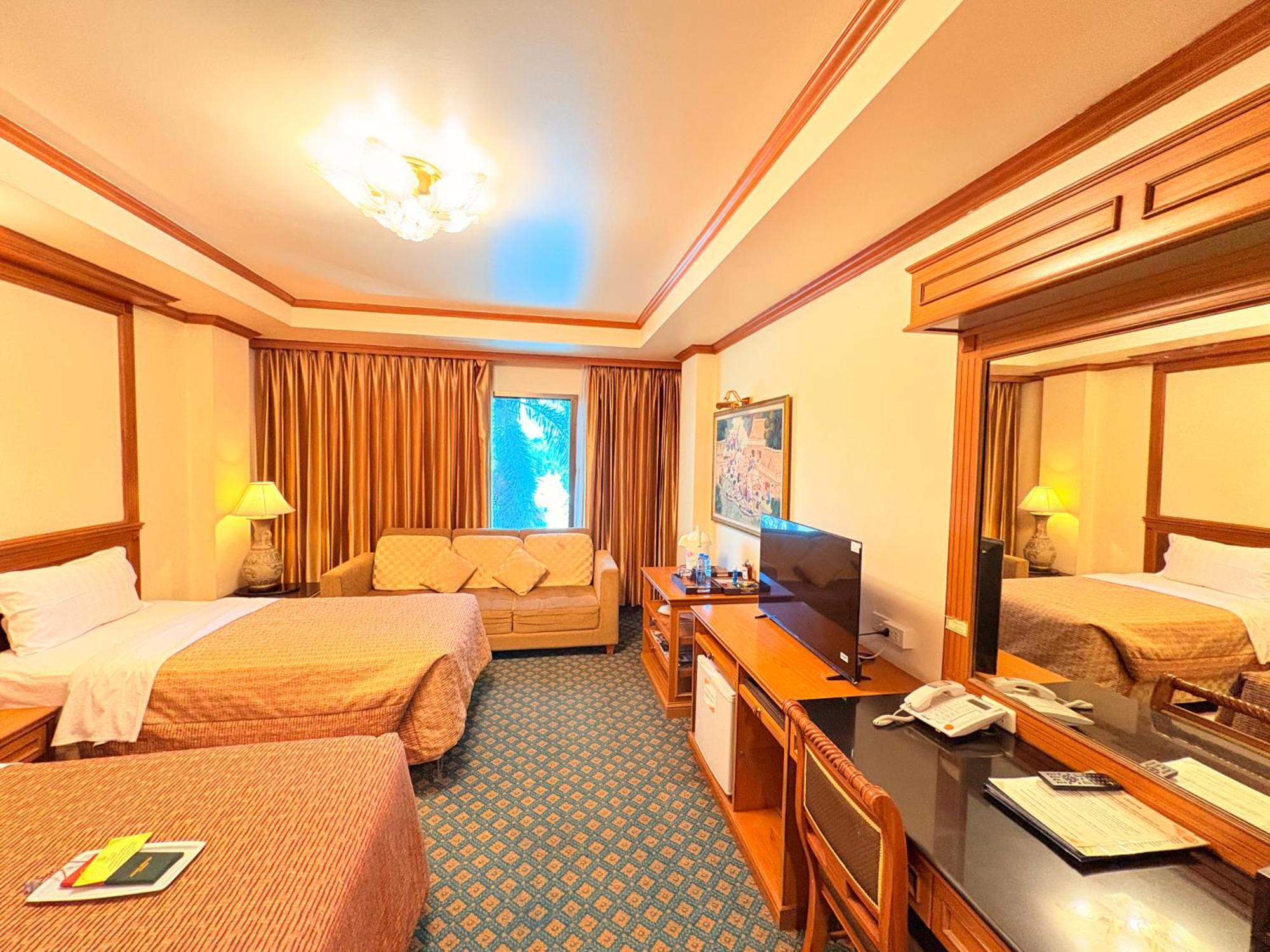 Taksilahotel Mahaszarakham Kültér fotó