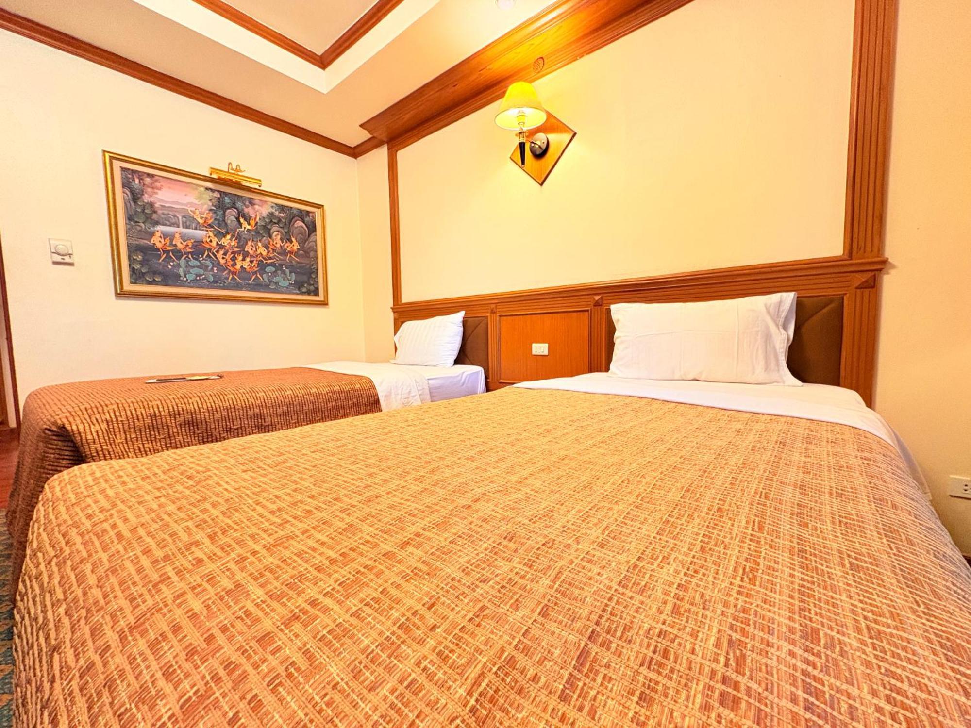 Taksilahotel Mahaszarakham Kültér fotó